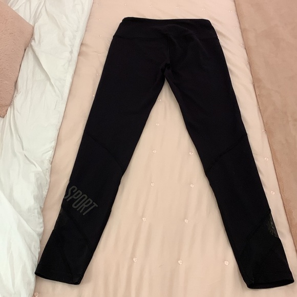 Victoria secret sport knockout leggings size small - Picture 4 of 7